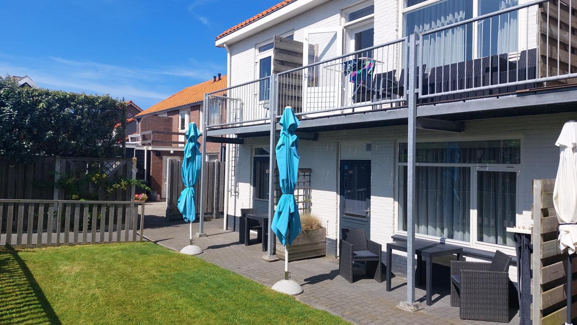Appartement Met 3 Slaapkamers Vlakbij Strand En Centrum Заутеланде Екстер'єр фото